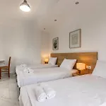 Fysalida\'S Coastal Gem 4 - Steps Away From The Sea